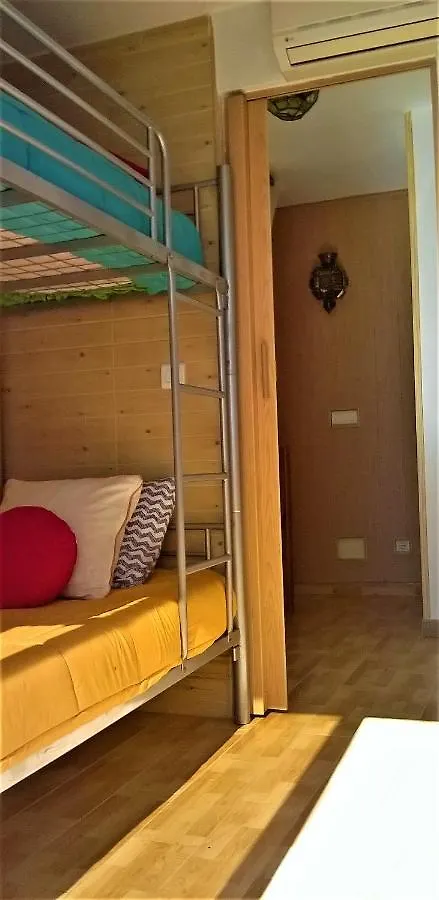Дом отдыха Вилла 1St Line Beach El Palo - La Kasita Малага
