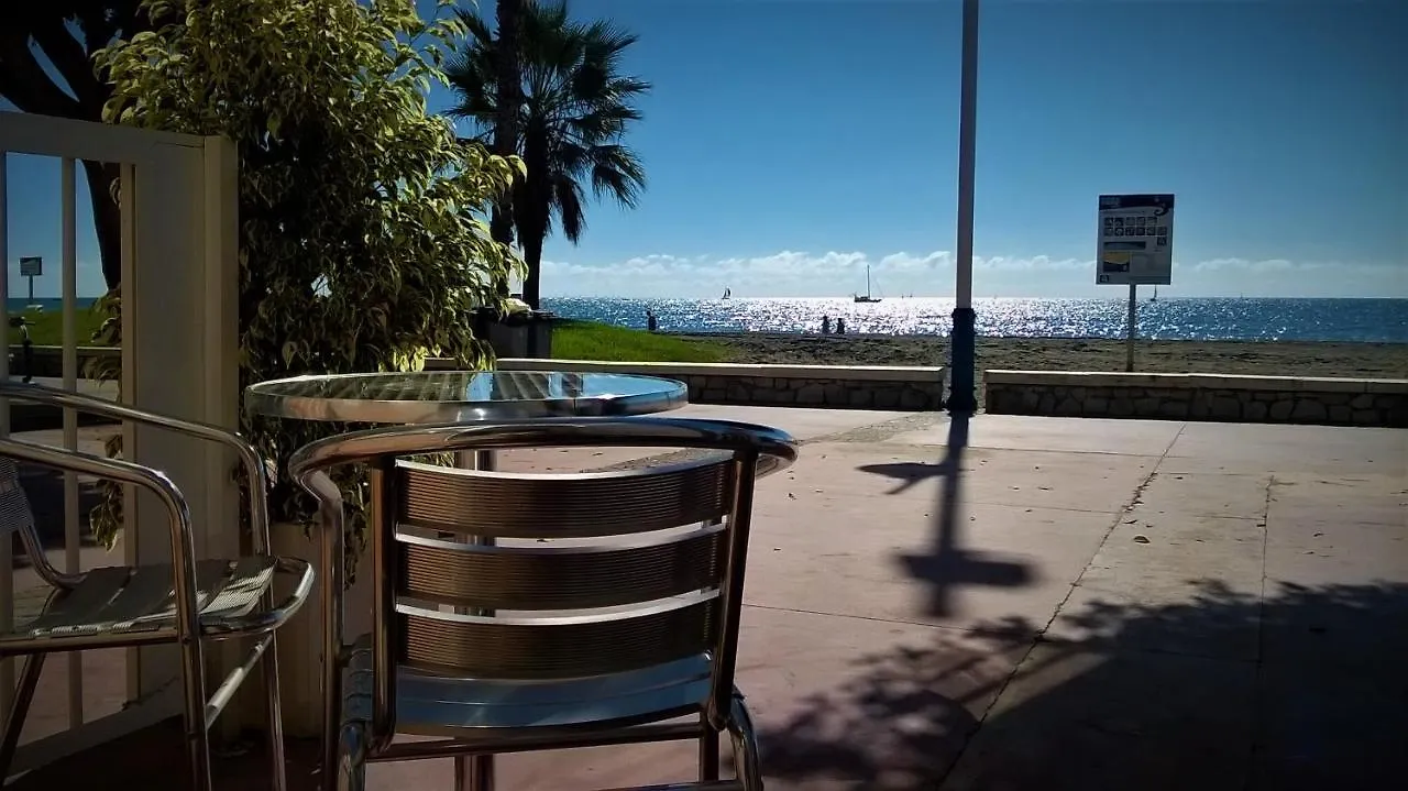 Дом отдыха Вилла 1St Line Beach El Palo - La Kasita Малага Испания